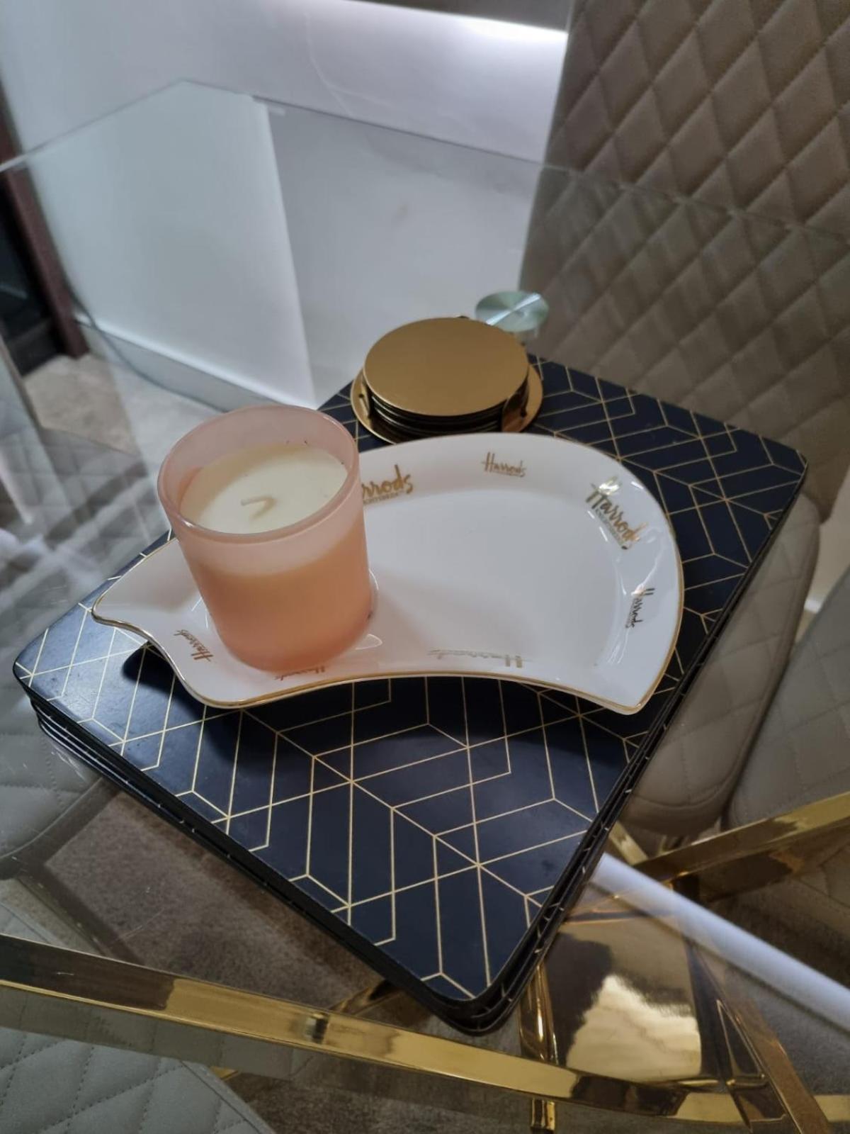 Stylish London Apartment & Free Parking Экстерьер фото