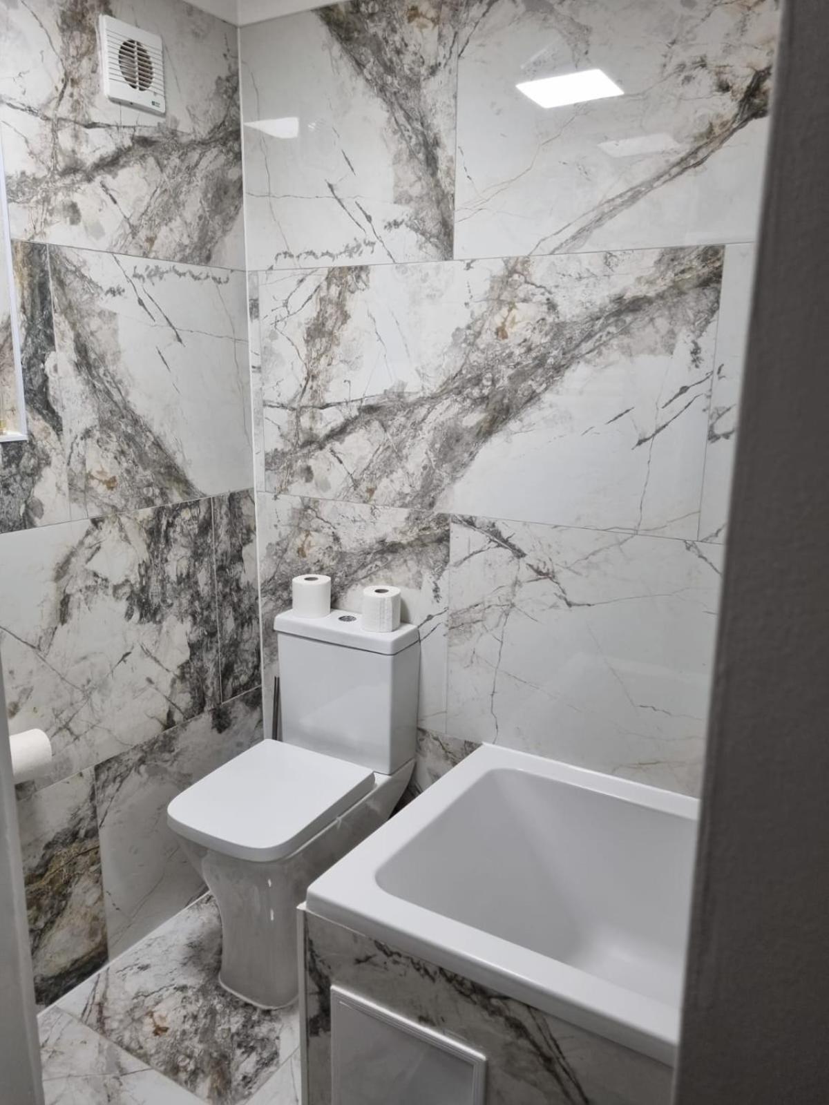 Stylish London Apartment & Free Parking Экстерьер фото